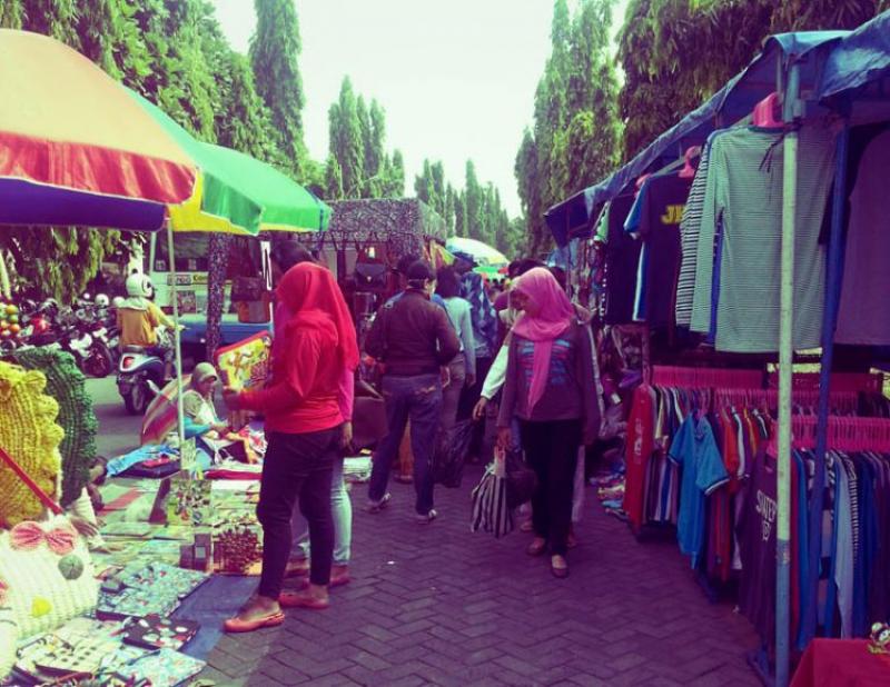 SUNDAY MORNING UGM SUNDAY MORNING UGM