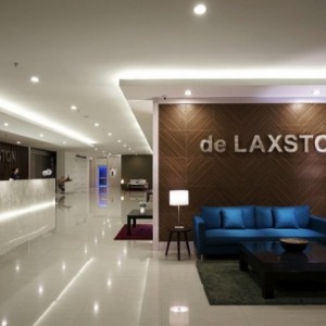 DE LAXSTONE HOTEL YOGYAKARTA