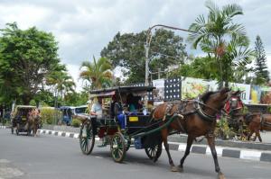 tamansari, paket tour jogja murah, paket tour borobudur, jogja city tour, paket tour group jogja, borobudur, prambanan, city tour jogja,  