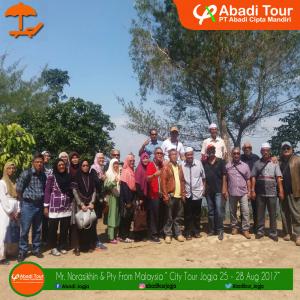 Wisata Jeep Kalibiru