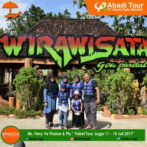 Caving Pindul dan Sungai Oyo