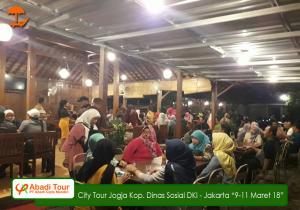 Dinner Ingkung Grobog Resto