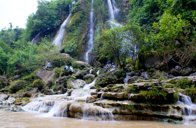 AIR TERJUN SRI GETHUK