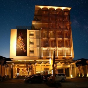 CRYSTAL LOTUS HOTEL - YOGYAKARTA